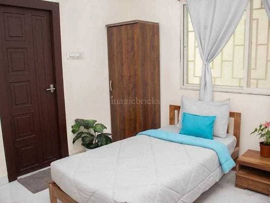 Zolo Aastha in manikonda